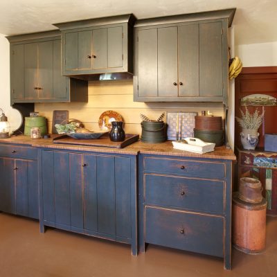 Cabinets That Wow: Elevating Your Kitchen's Aesthetics and Storage